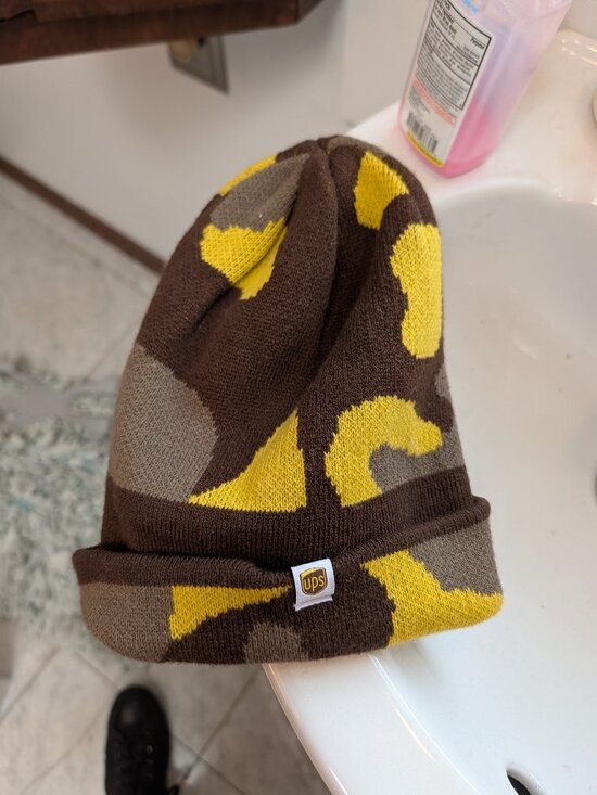 UPS Camo Knit Beanie Brown Yellow Employee Logo Winter Hat One Size RARE